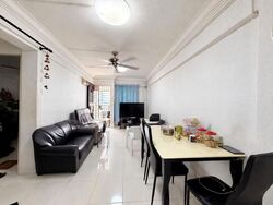 Blk 118 Kebun Baru Heights (Ang Mo Kio), HDB Executive #636880491